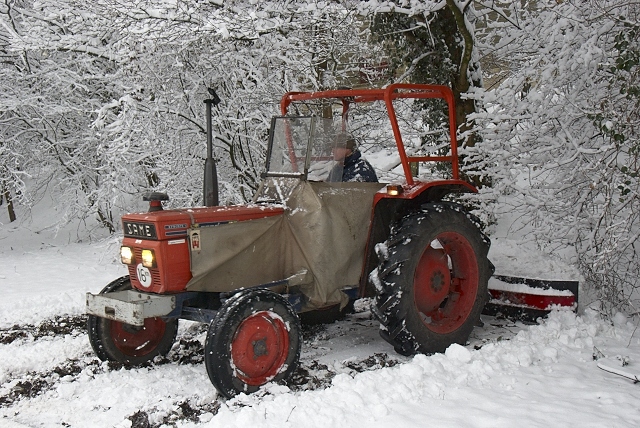 2010/324/GB 20101217 020 Kazerneren ivm sneeuwval.jpg